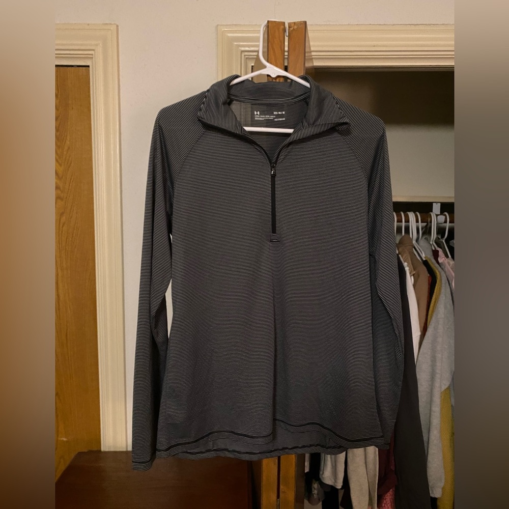 Under Armour half zip! Worn a handful of times.